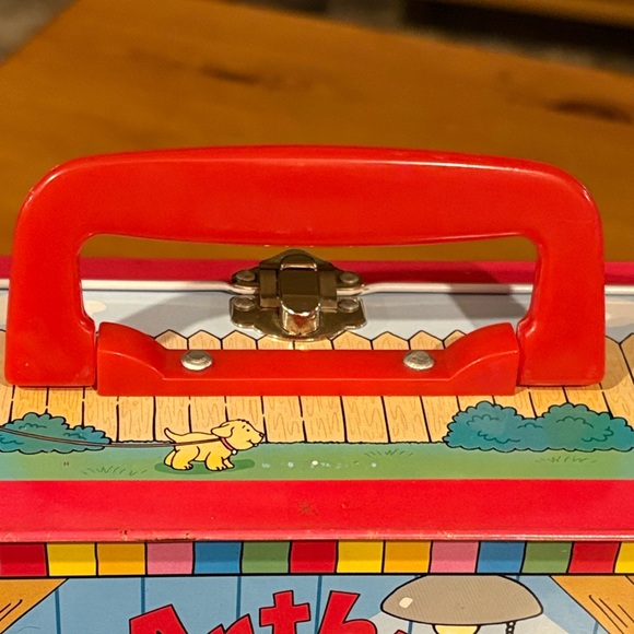 Vintage 1997 Arthur Kids Treasure Chest Lunchbox - Multicolor - Picture 10 of 13